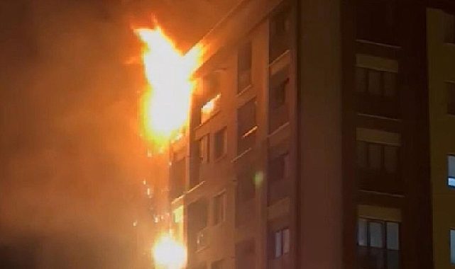 14 katlı binada can pazarı! Alevlerin ortasında kaldılar