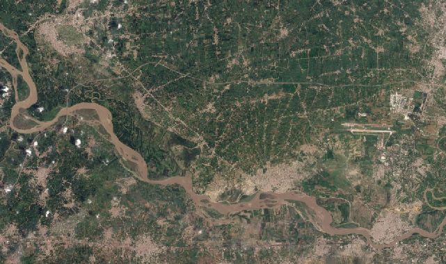 Pakistan'daki felaketin büyüklüğü gözler önüne serildi