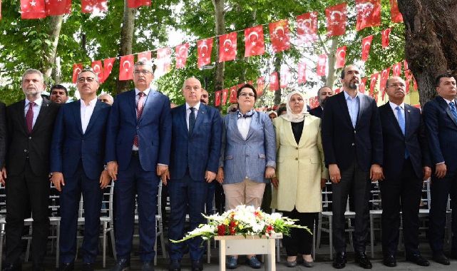 Aile ve Sosyal Hizmetler Bakanı Derya Yanık yeni projeler hakkında konuştu