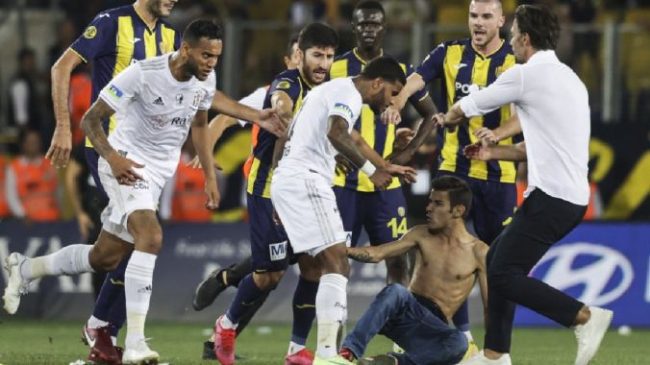 Beşiktaş zirvedeki yerini korudu