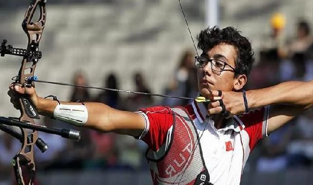 Milli okçu Mete Gazoz Meksika'da Dünya 3.sü oldu