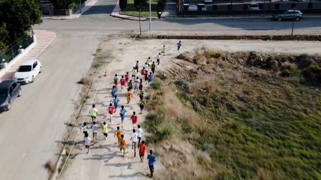 Mersin Yenişehir'de Ata’yı Anma 4.Kros Yarışmaları düzenledi.