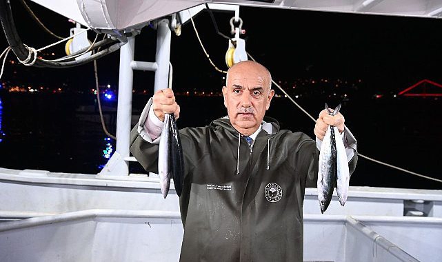Balık av sezonu açılışı dualar ve tören eşliğinde İstanbul Sarıyer'le yapıldı