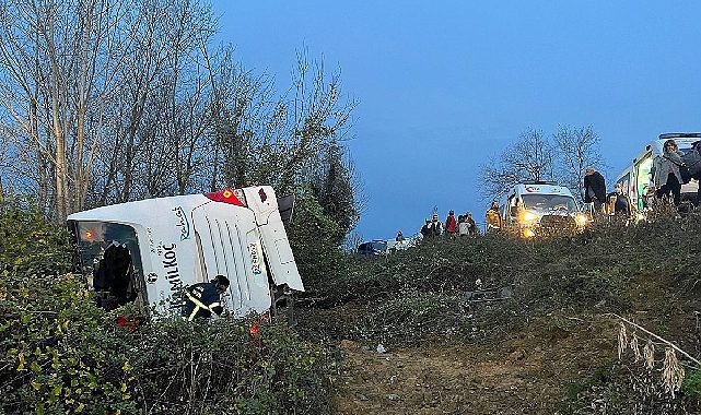 Bartın'da yolcu otobüsü devrildi: Onlarca yaralı var