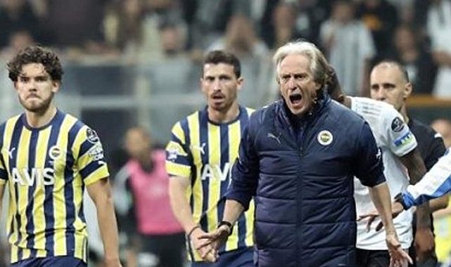 Beşiktaş evinde konuk ettiği Fenerbahçe ile yenişemedi