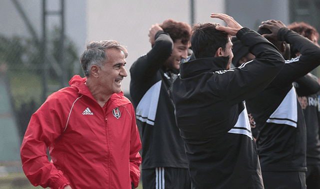 Beşiktaş Ümraniyespor'u ağırlıyor. Maç saat kaçta? Muhtemel ilk 11'ler? Sakatlar ve cezalılar kimler?