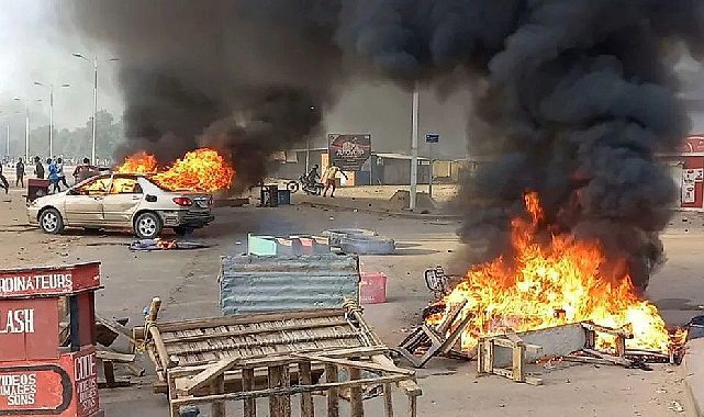Çad'da demokrasi isteyenler sokağa döküldü! Onlarca ölü, yüzlerce yaralı var