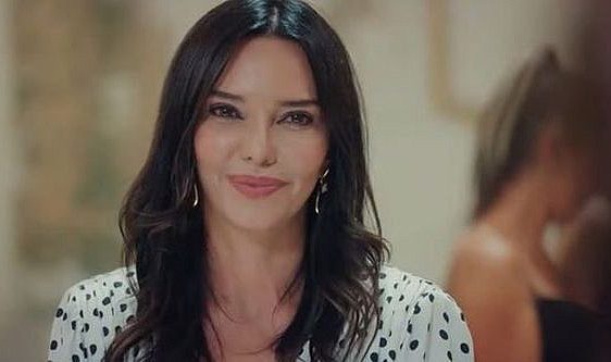 Camdaki Kız Cana diziden ayrılıyor! Hande Ataizi 61. bölümde projeye veda ediyor