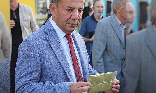 CHP'li Özcan HDP'ye kına gönderdi!