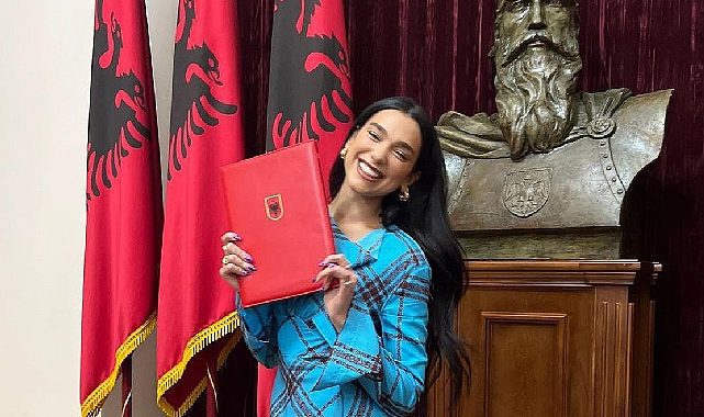 Dua Lipa artık resmen o ülkenin vatandaşı!