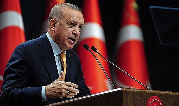 Erdoğan: Yalan habere en çok maruz kalan ülke Türkiye&#039;dir