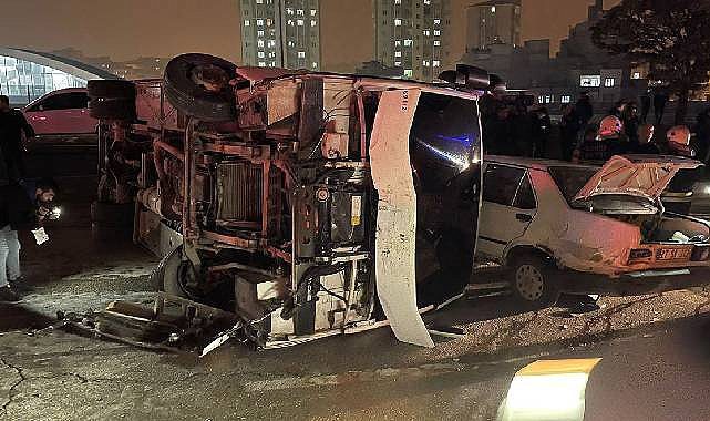 Gaziantep’te çevik kuvvet arabası devrildi: 5 yaralı