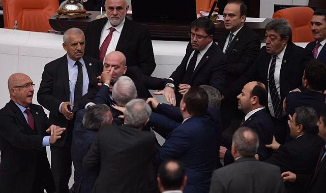 Hüseyin Örs'e yumruklu saldırı! İYİ Parti'den açıklama: Elektro şokla hayata döndü