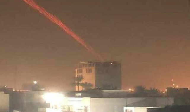 Irak'ta hükümet binalarına roketli saldırı düzenlendi