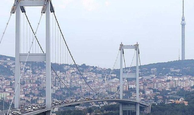 İstanbul 15 Temmuz Şehitler Köprüsü'nde intihar!