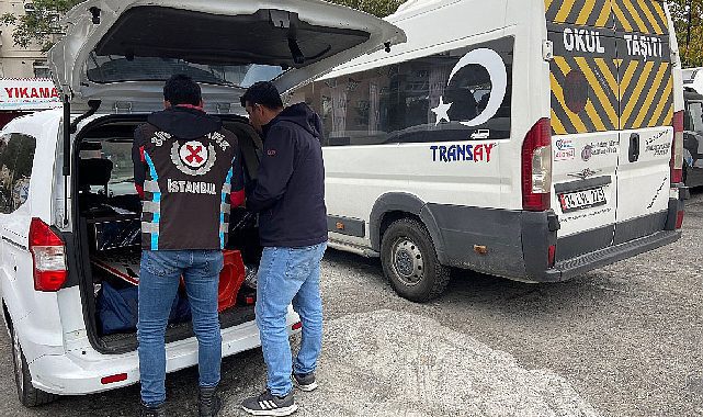 İstanbul'da çakarlı okul servisine ceza!