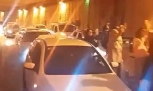 İstanbul'da yol kapatıp "asker eğlencesi" düzenlediler! Magandalık devam