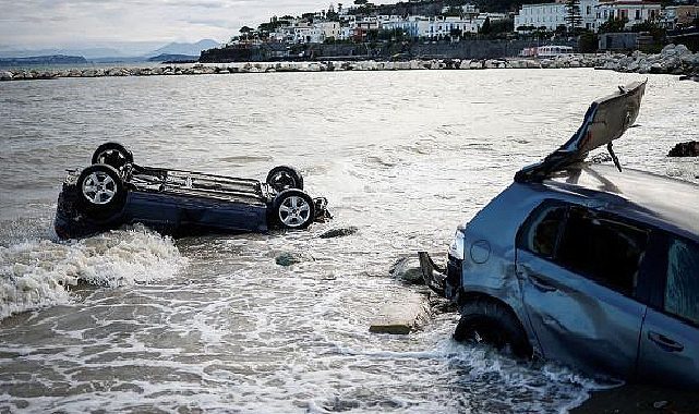 İtalya&#039;daki heyelanda can kaybı artıyor