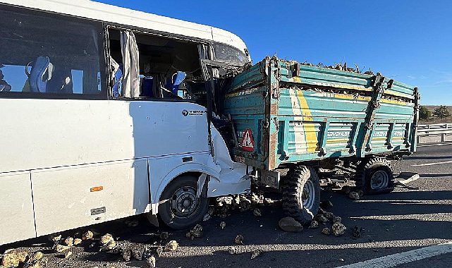 Kütahya’da işçi servisi kaza yaptı: 20 yaralı