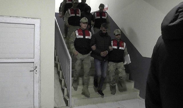 Muş&#039;ta köpekleri dövüştürüyorlardı! Tepkiler sonuç verdi