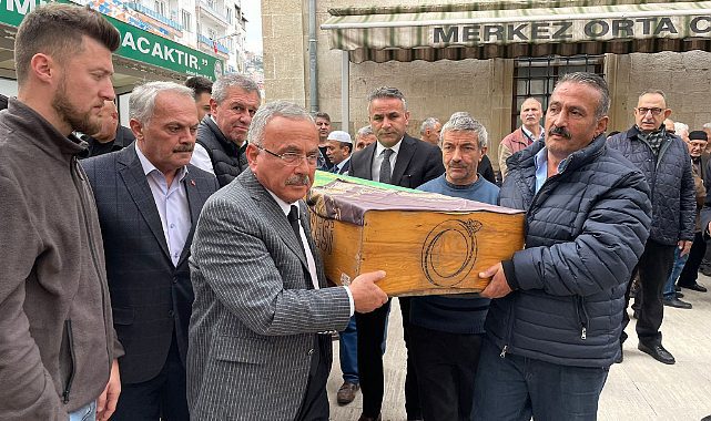 Ordu BŞB Başkanı Hilmi Güler'den öğretmenine vefa