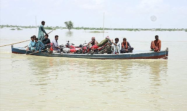 Pakistan'daki felakette bilanço giderek artıyor