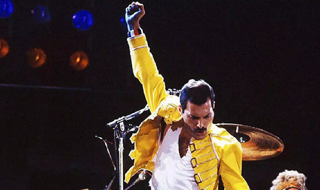 Queen'in "Face It Alone" şarkısı dinleyici ile buluştu!
