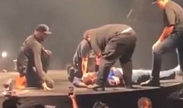 Ünlü şarkıcı Mikaben sahnede konser verirken öldü