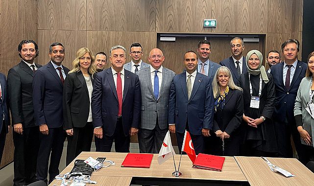 Uzaya çıkacak ilk Türk için kritik imza atıldı