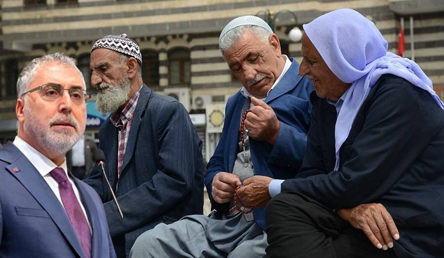 Emekli ikramiyeleri bugün hesaplara yatıyor