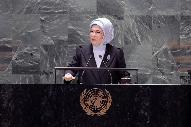 Emine Erdoğan'dan Birleşmiş Milletler'de dünyaya mesaj