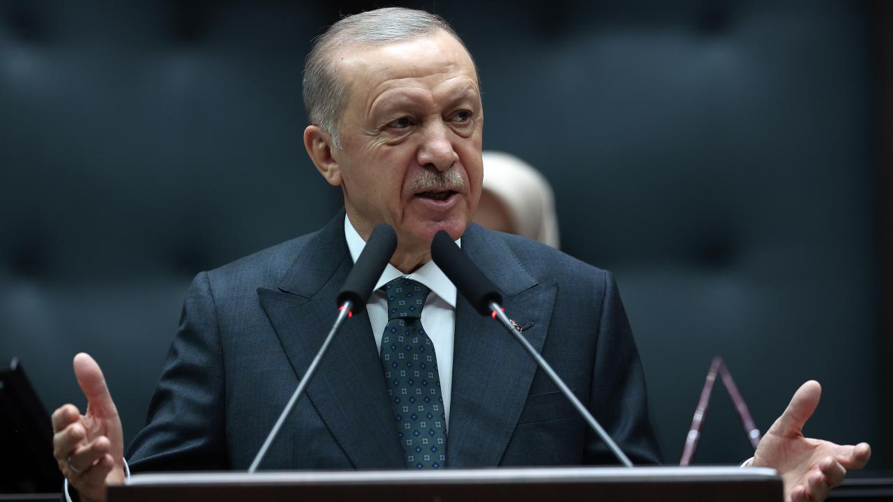 Erdoğan: Çok şiddetli bir kasırga gelirken biz değişimin merkezindeyiz