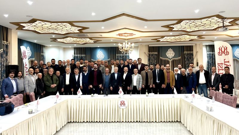 Hasbihal Meclisi’nin geleneksel iftar buluşması... Konya'da dualarla dolu bir akşam!