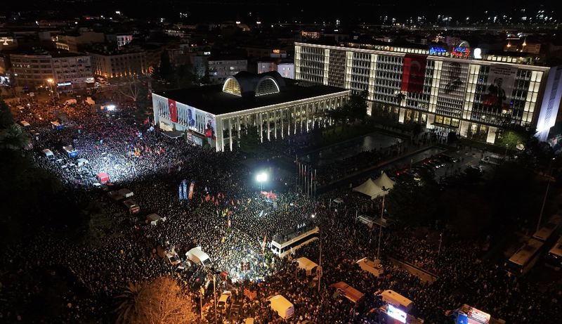 Saraçhane'de tutuklandılar! Berkay Gezgin de var... 105 kişiye tahliye