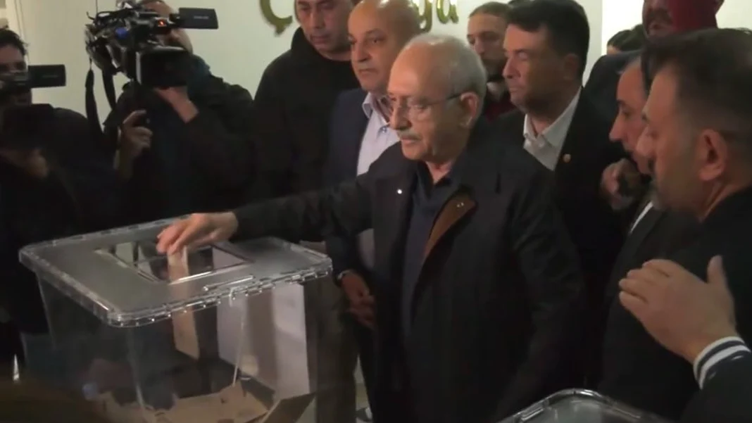 Kılıçdaroğlu İmamoğlu için sandığa gitti