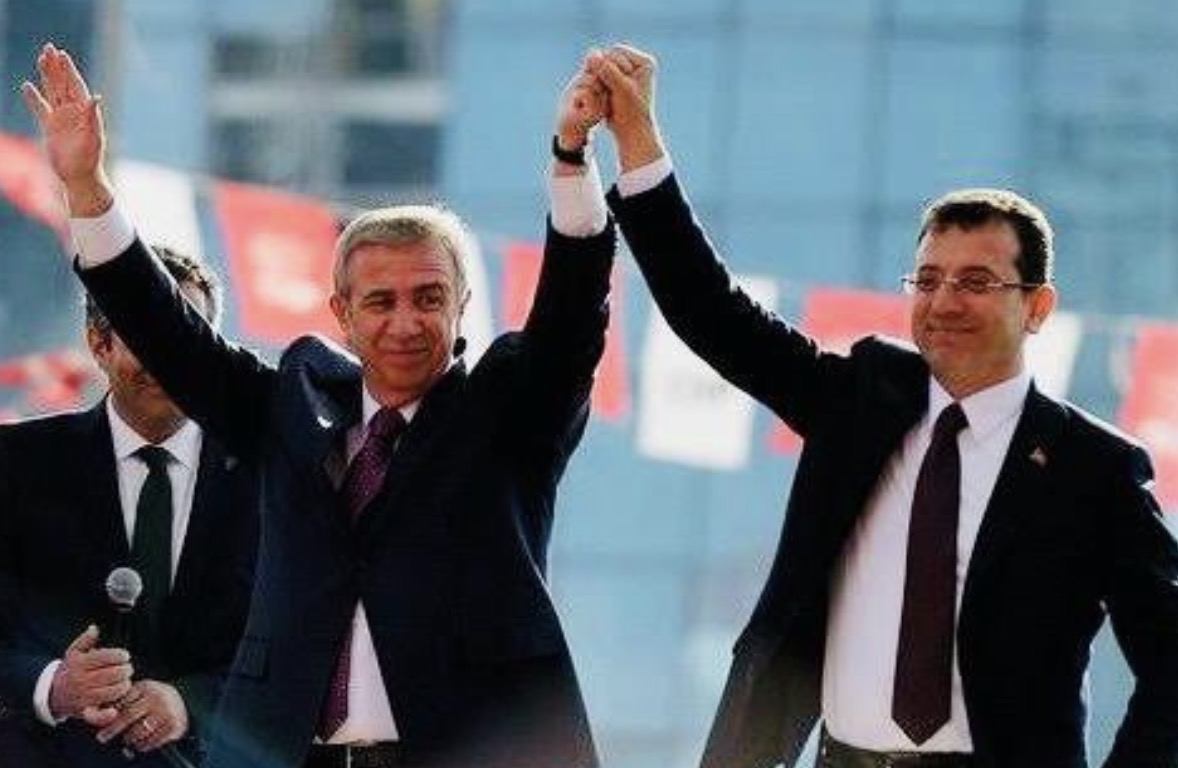 Mansur Yavaş'tan ilk açıklama: Ekrem Başkan yalnız değildir