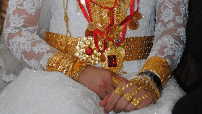 Üç çeyrek bir asgari ücret! Altında yeni tırmanış