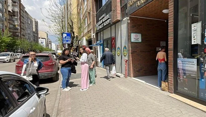 İstanbul'da arka arkaya artçı depremler
