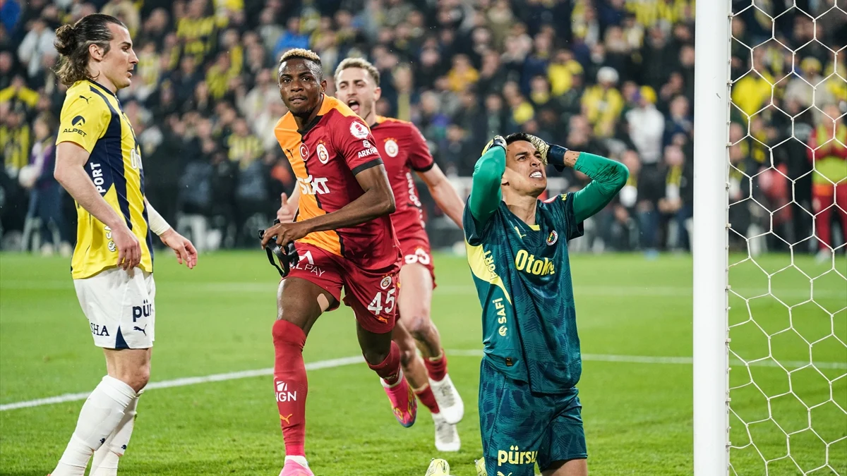 Aslan 'yola devam' dedi! Derbide zafer Cimbom'un