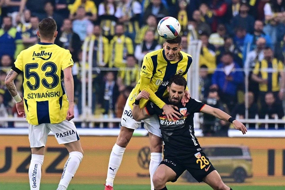 Taraftar isyanlarda! Kayseri maçında tribünler karıştı