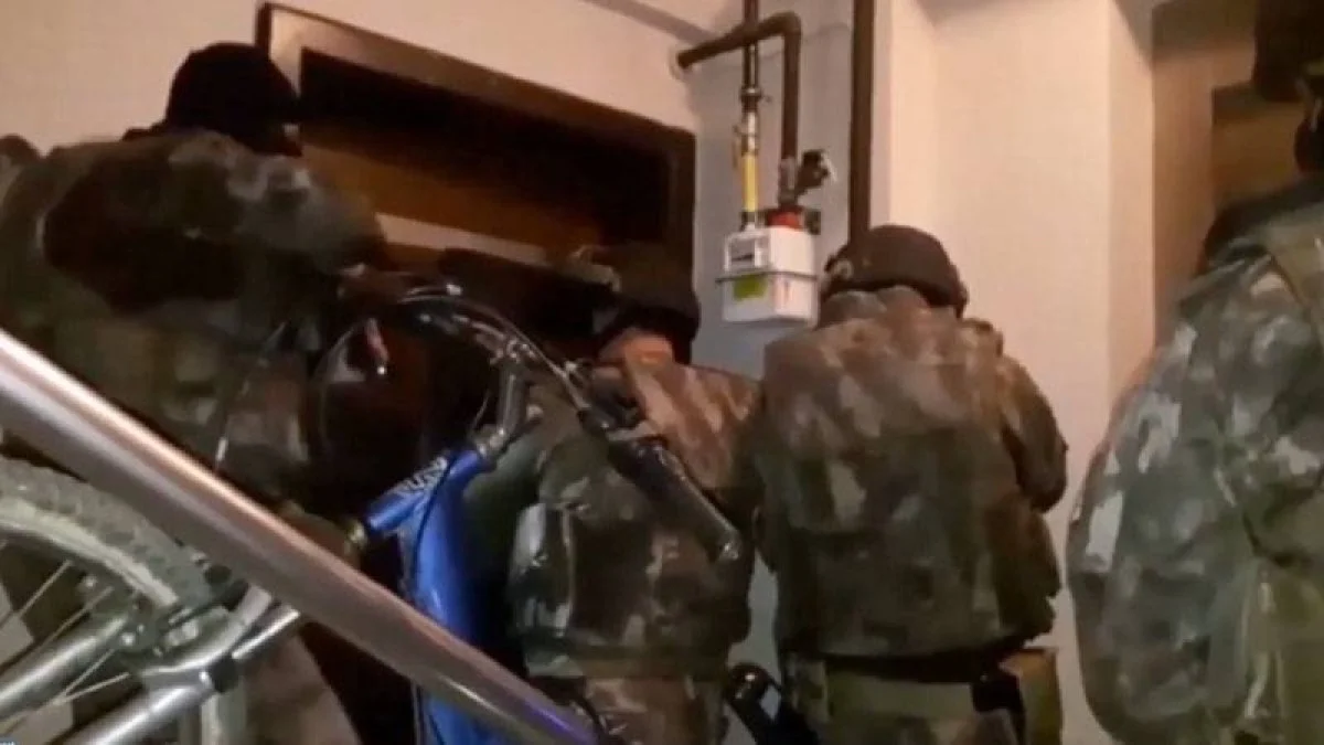 Zehir tacirlerine geçit yok! İstanbul'da dev uyuşturucu operasyonu