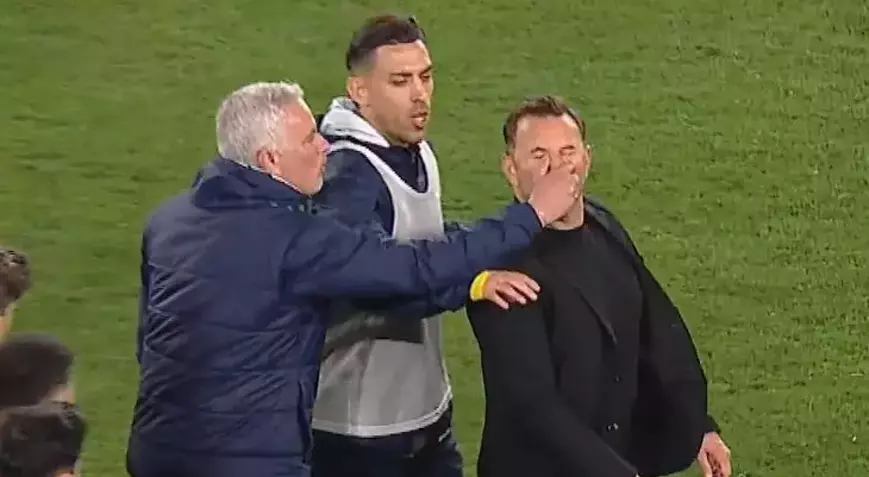 Saha bir anda karıştı! Mourinho'dan Okan Buruk'a arkadan sert müdahale