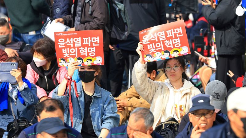 Güney Kore'de siyasi kriz: Cumhurbaşkanı Yoon Suk Yeol'un azli ve yaklaşan seçimler