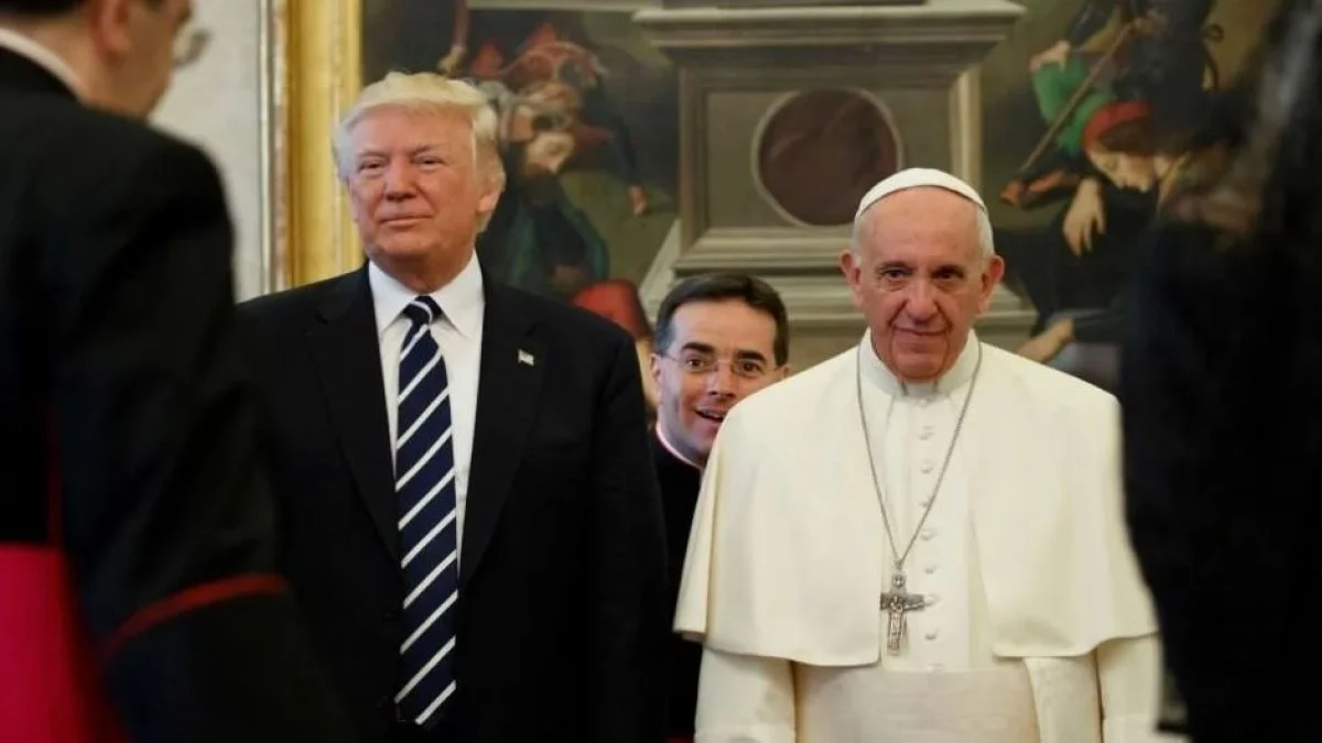 Trump Papa'nın cenazesine katılacak