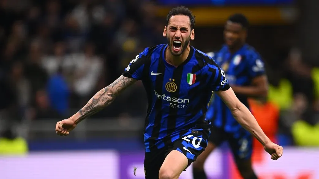 Hakan Çalhanoğlu coştu! Şampiyonlar Ligi'nde ilk finalist Inter