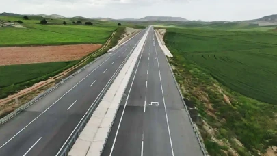 Türkiye’nin ilk melodili yolu Nallıhan’da: Mozart’ın Türk Marşı yolda yankılanıyor