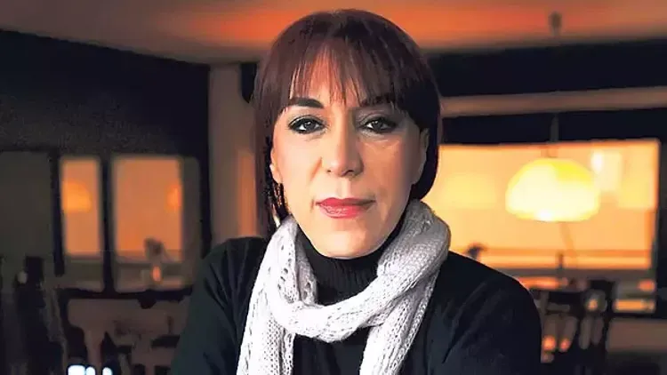 Leman Sam'dan sevenlerini korkutan haber