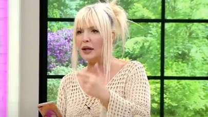 Seda Akgül'ün yeni mesleği tarot falı