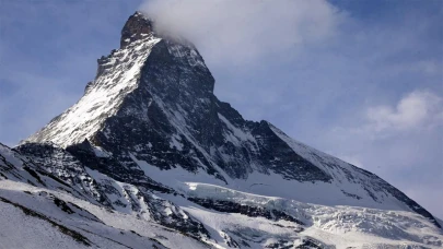 İsviçre Alplerinde çığ felaketi: Rimpfischhorn Dağı’nda 5 kayakçı hayatını kaybetti