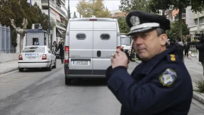 Ajanlara silahlı saldırı... Türk mafyası Atina'yı birbirine kattı